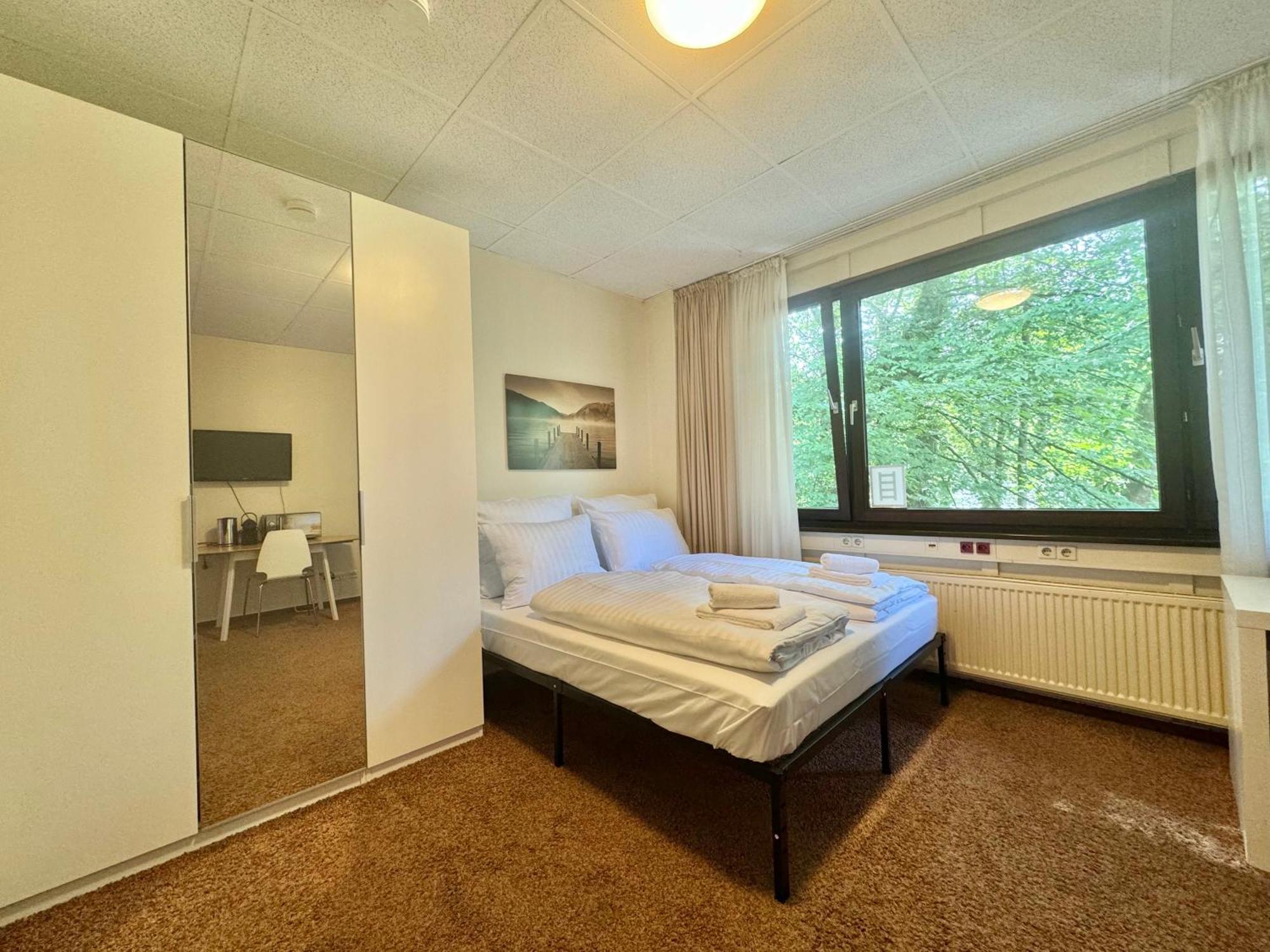 Guesthouse Guetersloh Экстерьер фото
