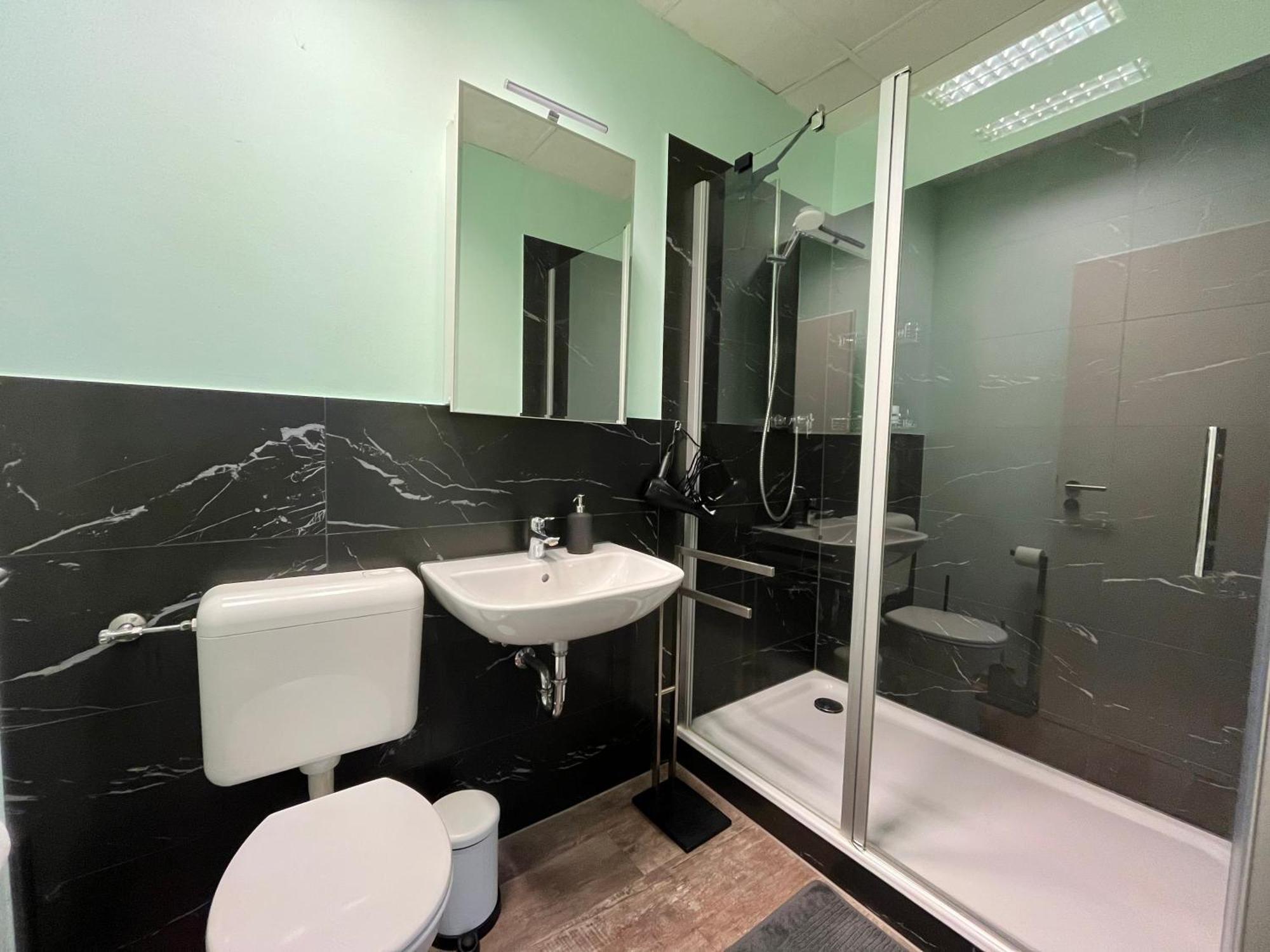 Guesthouse Guetersloh Экстерьер фото
